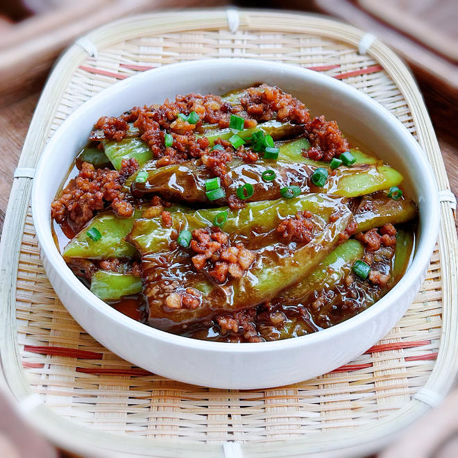 油焖肉末青椒做法